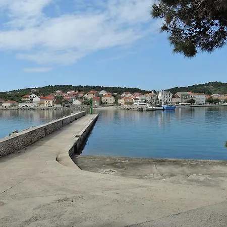 Apartment Holiday Zelena Punta Cin05002 Cya